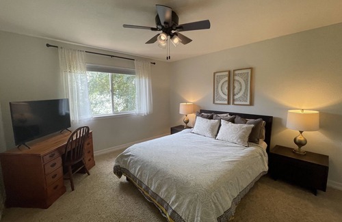 Arvada House | 5bed 4bath family neighborhood home near Golden, CO and foothills