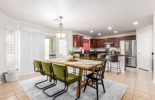 San Tan Valley House | 5BR/3BA Home with Private Heated Pool and Golf Course Views in San Tan Valley