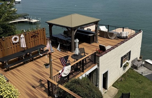Cooperstown - Otsego Lake House | 5BR/4BA on Otsego Lake W outdoor kitchen, Dock/Luxury Amenities 3300 sq.ft.