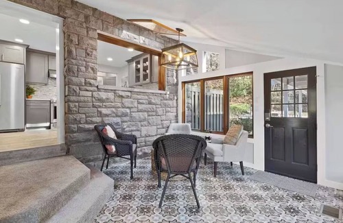 Bryson City House | 5BR/5.5 Bath/Mountain/City View Walk to Town Game Room Fire Pit