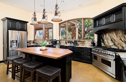 Sedona Apartment | 5BR Expansive Villa with Pool, Spa & Panoramic Views