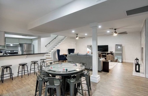 Fountain Hills House | 5BR-Mountain views - heated pool, spa, game room
