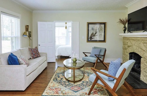 Rockcreek Lexington Road House | 5BR Very Spacious Home! Perfect for Family!