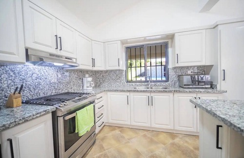 La Esplanada Villa | 5BR Villa: Pool with Waterfall, Perfect for BBQ & Relaxing