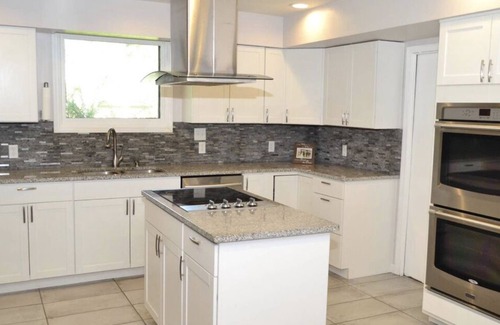 Haynes Area House | 5K Sq Ft Modern Entertainment Home only 5 miles to Downtown Nashville!