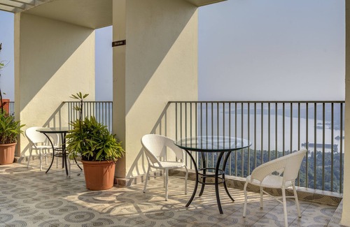 Chicalim Apartment | 5km GOI Arport| Two 50" TV| Resort Style amenities