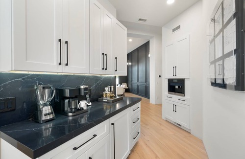 Paradise Valley House | $5M PV Estate|Casita|Camelback View|Sleeps 16