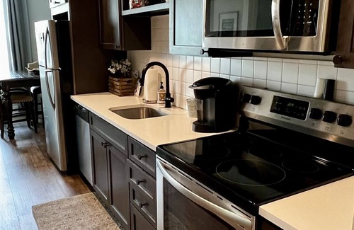 Nashville Condo | 5miles to Downtown-King bed & 2 twins,Elevator,pet friendly