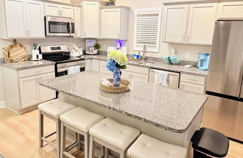 Swansboro House | 5mins to Downtown Swansboro-King Bed-WD-600Mbps