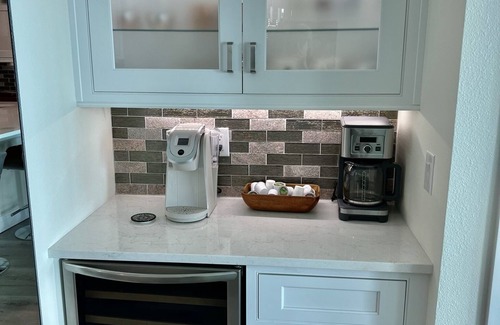 Gulfstream Beach Condo | 5th Fl, 2B 2Ba, Beachfront Condo, Renovated, Garage Parking, Pool, Sauna, Tennis