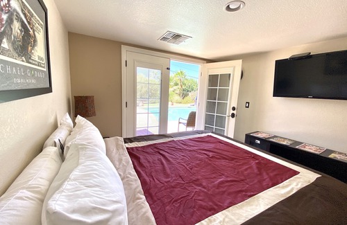 Enterprise Villa | ⭐️⭐️⭐️⭐️⭐️ 6.5 BDRM Close to STRIP! Private Gated Family Fun Villa PROMO PRICING