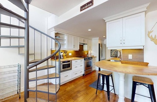 Beaupre Condo | 6-518 : 4 bedroom condo - sleeps 8