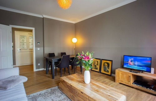 Altlindenau Apartment | 6-7 PERSONS | 95 m2 | 3 ROOMS