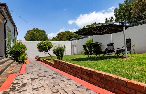 Greater Johannesburg Metropolitan Area House | 6-9 bedroom house for group trips