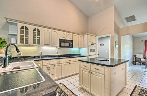 Fellowship House | 6-Acre Retreat < 3 Mi to WEC & < 10 Mi to HITS!