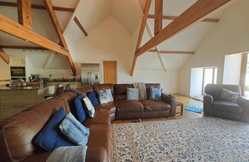 Blaencwm House | 6 Bed in Blaencwm oc-t32688