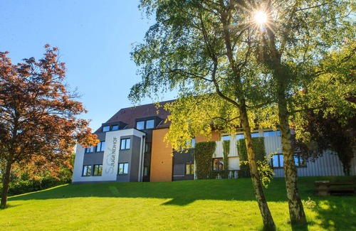 Arnsberg Apartment | 6-bed room with shower/WC