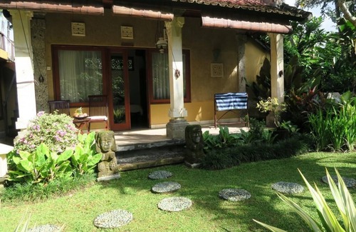 Lodtunduh Villa | 6 Bedrom Pool Vila Nice & Suitable for Family