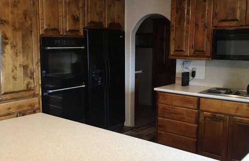 Island Park House | 6 bedroom 2.5 bath right in the center of Island park Village.