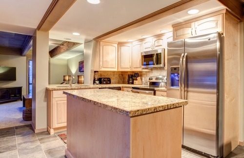 North Park City Cabin | 6 Bedroom + 2 Den Duplex 2 Blocks from PC Mountain! Can't beat this place!