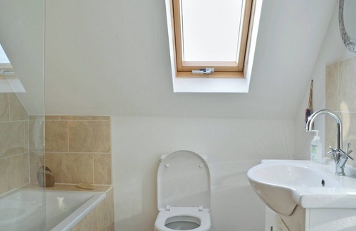 Barmston Cottage | 6 bedroom accommodation in Barmston, near Bridlington