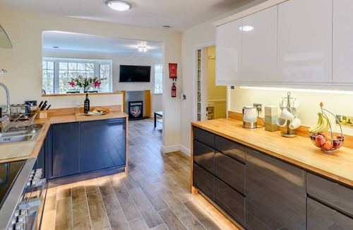 Skegness Cottage | 6 bedroom accommodation in Anderby, near Skegness