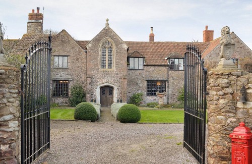 Minehead House | 6 bedroom accommodation in Dunster, near Minehead