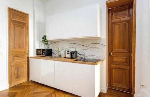 Madeleine Apartment | 6 bedroom Apartment Ideally located near Opéra & Place Vendôme