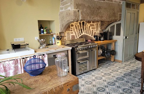 Monthureux-sur-Saone House | 6-bedroom house for up to 15 people