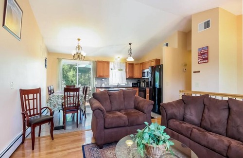 Eastward Look House | 6 Bedroom Home with Central Air in Eastward Look - Walk to Scarborough Beach!