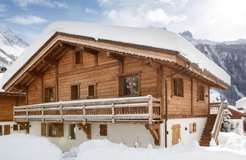 Argentiere Ski Chalet | 6 bedroom luxury chalet with private cinema - Marmotte Mountain Zenith (2)