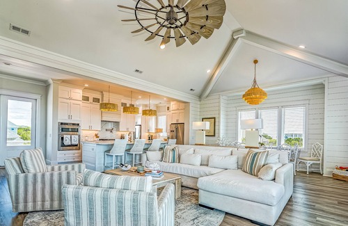 Bald Head Island House | 6 bedrooms, 2 fridges, 2 dishwashers, lots of custom amenities & both clubs!