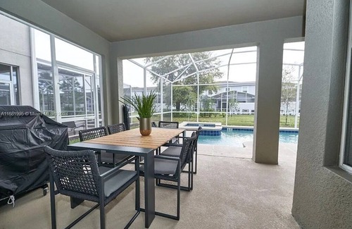 Four Corners House | 6 Bedrooms/5 Bathrooms/Champions Gate (601 SB)