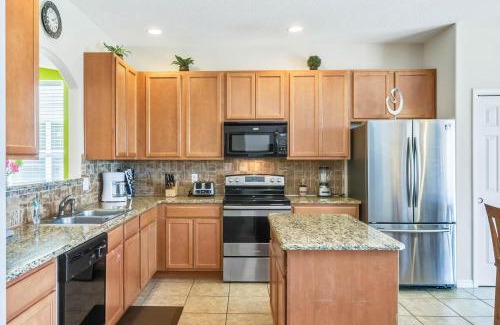 Veranda Palms Villa | 6 bedrooms pool home Gated resort Veranda Palms