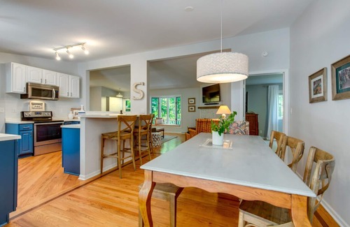 Harbert Cottage | 6 Beds, 3 Baths Recently renovated sleeps 14 (10 Adults, 4 Children) .