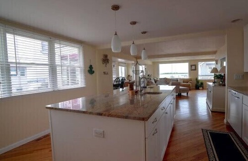 North Beach Haven House | 6 Beds, 4 Baths w Elevator LBI - Now Booking 2026