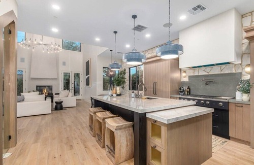Park Scottsdale Seven House | 6 Beds | 5 Showers | Htd. Pool, Firepit & Putt Grn