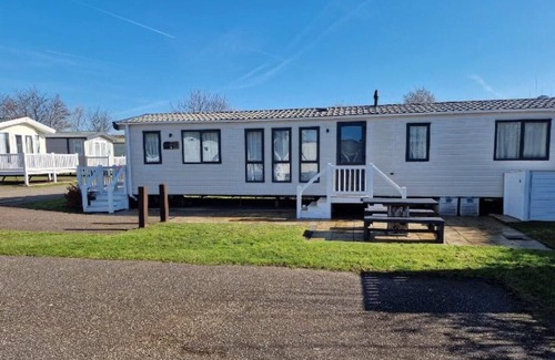 Caister-on-Sea House | 6 berth caravan with decking at Caister Haven Holiday Park ref 30032P