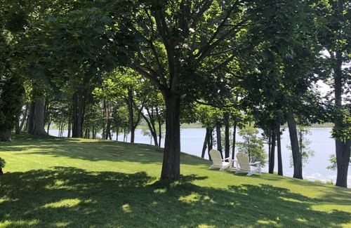 Saratoga Springs House | 6 BR 2.5 Bath - Beautiful Saratoga Lake View - close to Saratoga Racetrack
