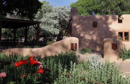 Taos House | 6 Br / 3 Ba Adobe House Near Taos