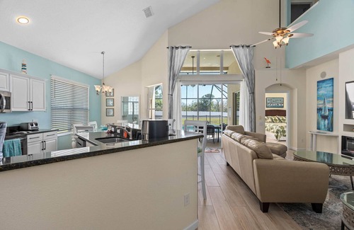 Windsor Palms House | 6 BR, 5 BA, Close to Disney, Salt Water Pool, Games Room, POOL HEAT INCLUDED !