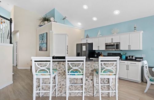 Windsor Palms House | 6 BR, 5 BA, Close to Disney, Salt Water Pool, Games Room, POOL HEAT INCLUDED !