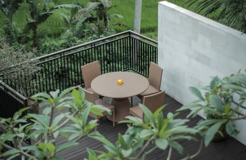 Melayang Villa | 6 BR - Private Pool, River & Paddies View