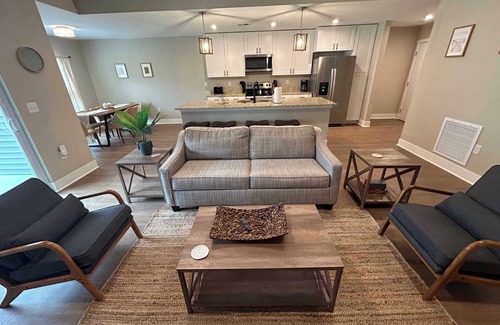 Williamsburg Condo | 6 Condos in Traverse City