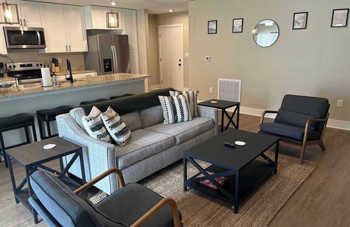 Williamsburg Condo | 6 Condos in Traverse City