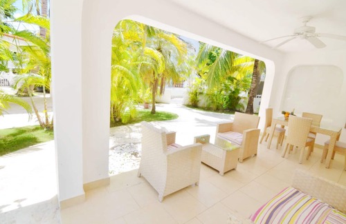 Bavaro Cottage | 6 Guests - Beach Villa "Stefania", WIFI & MAID & PICK UP