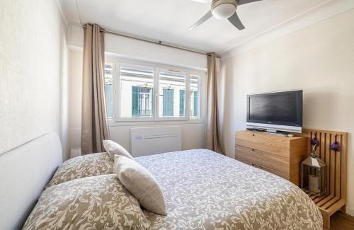 La Celle-sous-Gouzon Apartment | 6 LECERF - Apartment for 3 people near Croisette and Palais