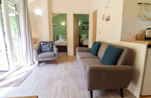 Combe Martin Cottage | 6 MANLEIGH PARK, pet friendly, with a garden in Combe Martin