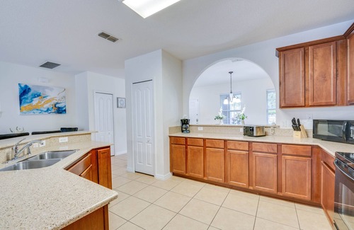 Calabria Villa | ~ 6 Mi to Disney: Kissimmee Vacation Villa w/Pool