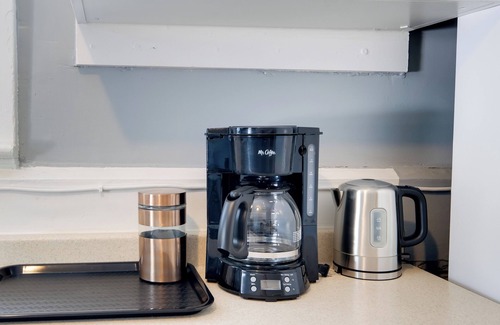 Hamilton Apartment | 6 Mi to Historic Leesburg: Apt w/On-Site Dining